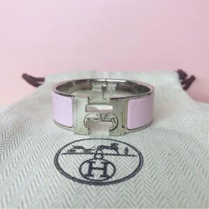 HERMES Cert of Auth Incl. Pink Enamel & Silver Clic-Clac H GM Wide Bracelet